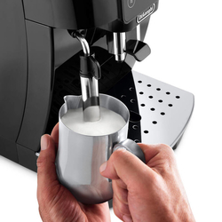 Espresso DeLonghi Magnifica Start ECAM 220.21 B černé